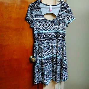 💥 5/$15💥 🦋No Boundaries women tribal Dress